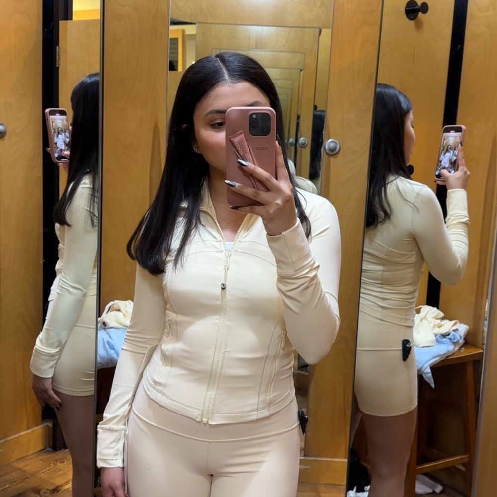 Lululemon buttercream define jacket